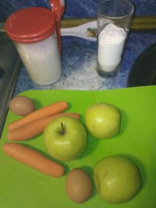 Оладьи из моркови и яблок